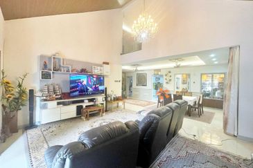 CHEAP Bungalow @ Cheras Batu 9 for sale