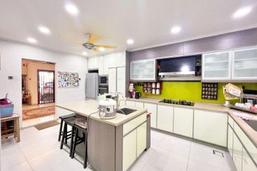 CHEAP Bungalow @ Cheras Batu 9 for sale