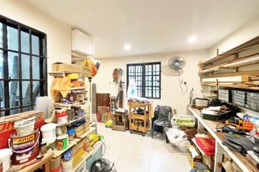 CHEAP Bungalow @ Cheras Batu 9 for sale