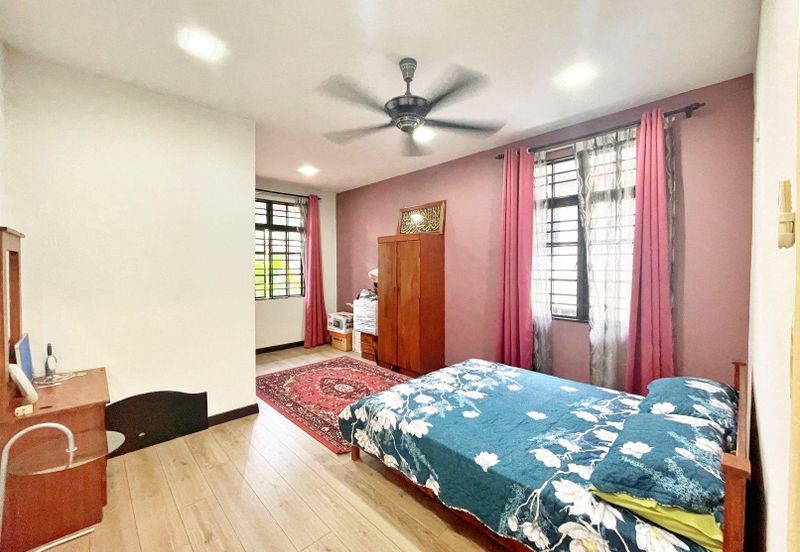 CHEAP Bungalow @ Cheras Batu 9 for sale