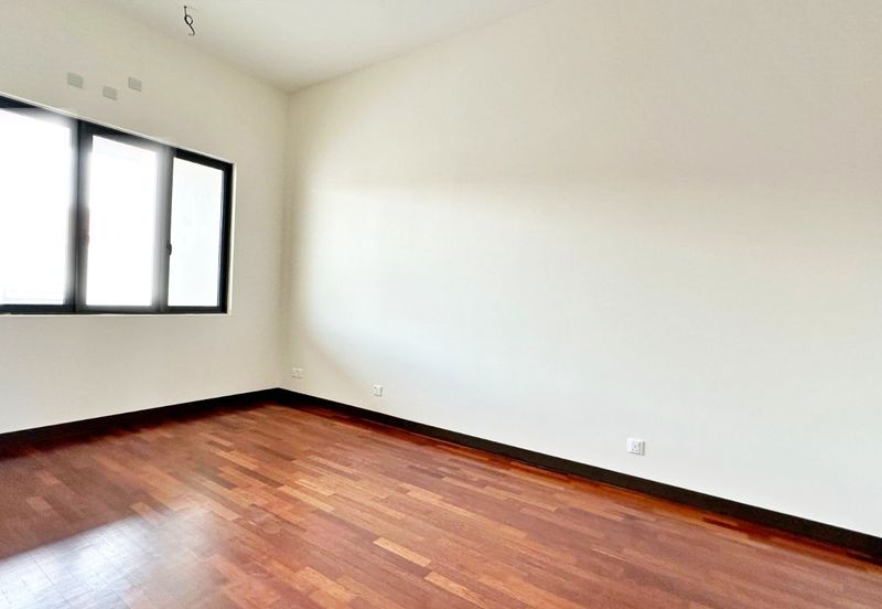 Tiara Hills, Taman Taynton View