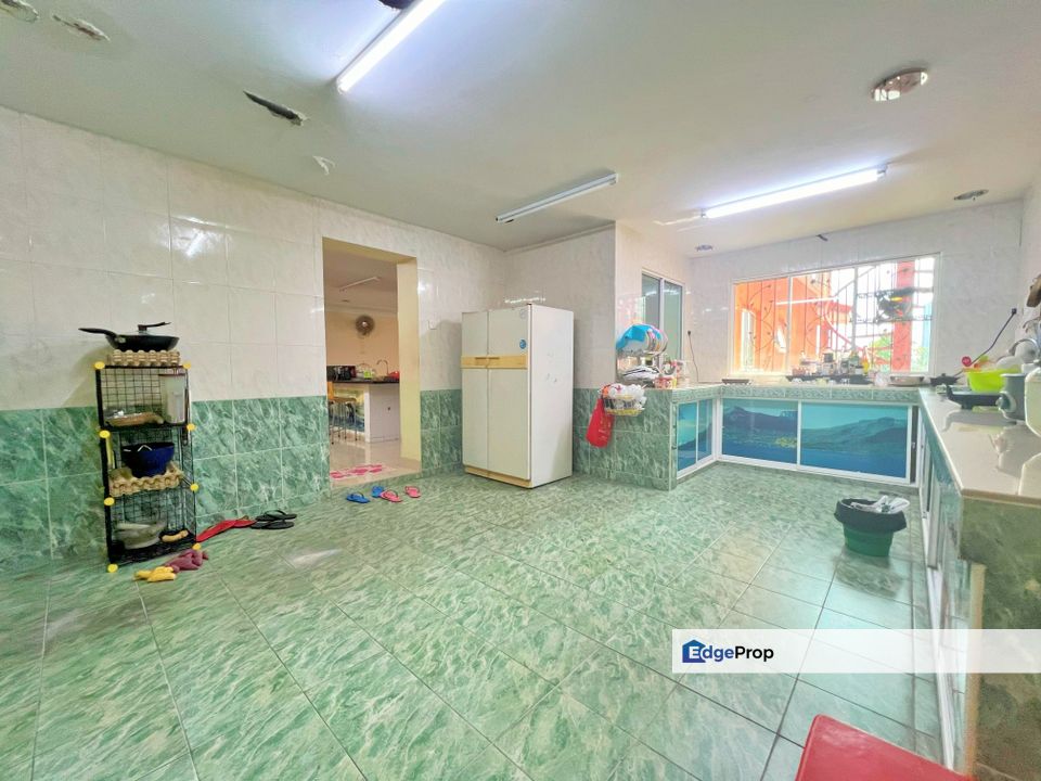 CHEAP Pinggiran Bukit Segar @ 3 Sty Semi D House, Kuala Lumpur, Cheras