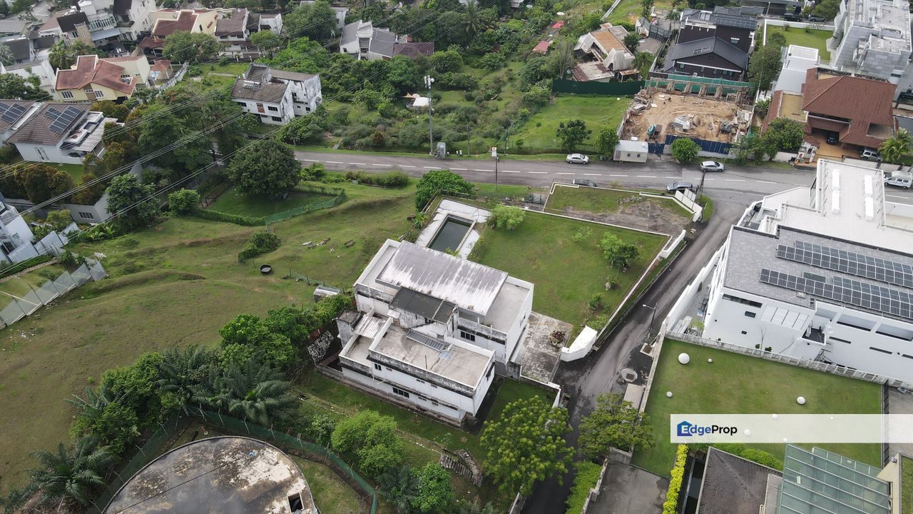 C H E A P 3.5 Storey Bungalow House For Sale Prime and Elevated Land in Bukit Pantai, Bangsar., Kuala Lumpur, Bangsar