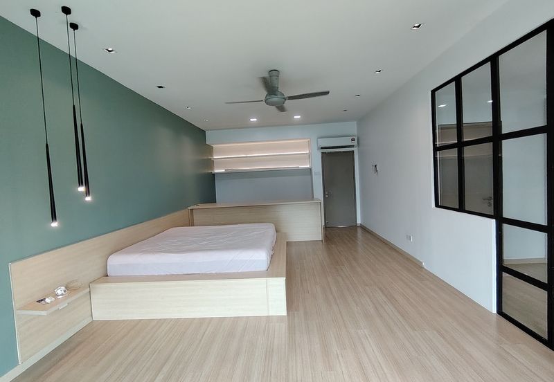 Fully Furnished 3 storey terrace house @ Taman Denai Puchong 