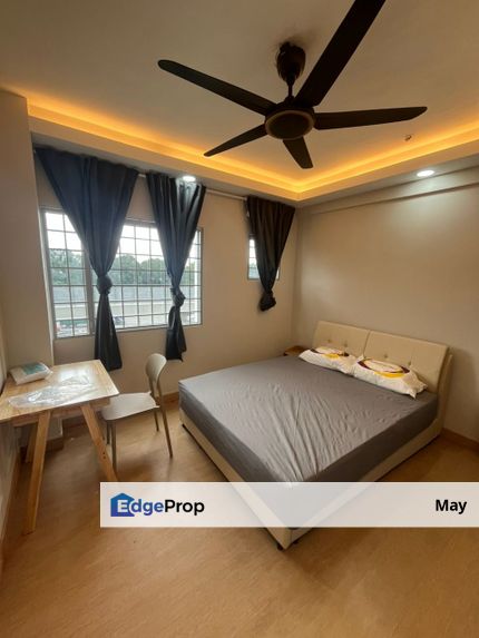 D'aman Crimson walking distance to LRT + Newly Renovated + FULLY Furnished +Wifi + Master Room for rent, Selangor, Ara Damansara