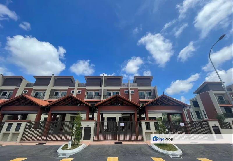 New Completed FREEHOLD INDIVIDUAL Title 5 Storey Superlink with CCC @ Taman Melati