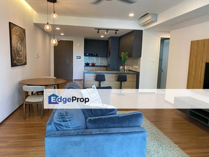 Mid Floor unit with Balcony in Living room, Selangor, Ara Damansara