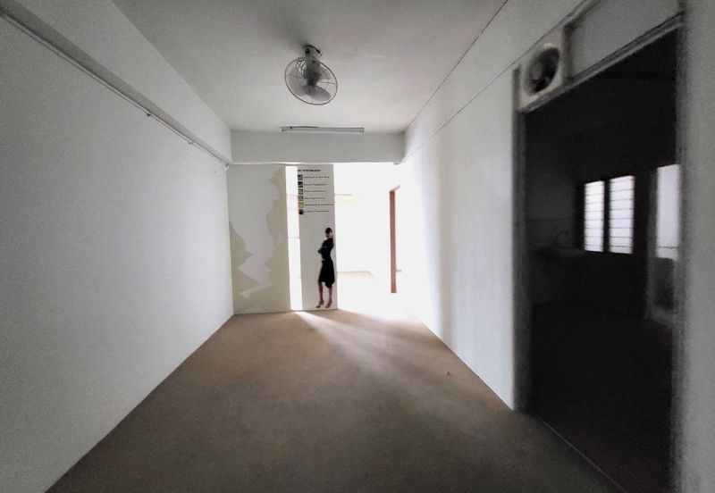 Oakland Commercial Centre