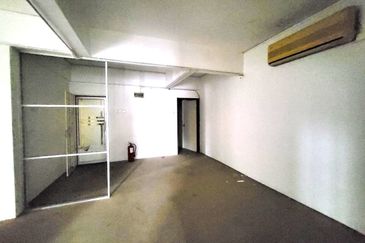 Oakland Commercial Centre