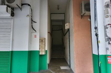 Oakland Commercial Centre