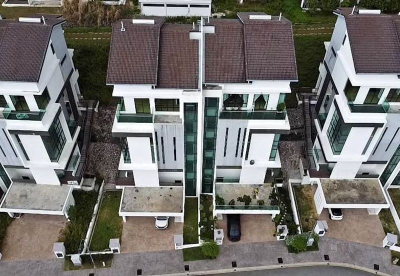 Kingsley Hills @ Putra Heights