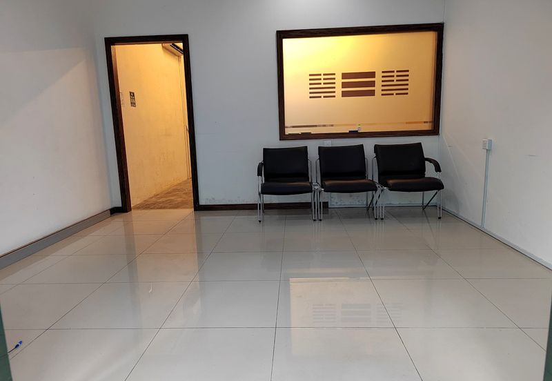 🏬Ground floor Shop Bandar Puteri Puchong near Hero Puteri Puchong