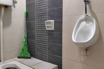 🏬Ground floor Shop Bandar Puteri Puchong near Hero Puteri Puchong