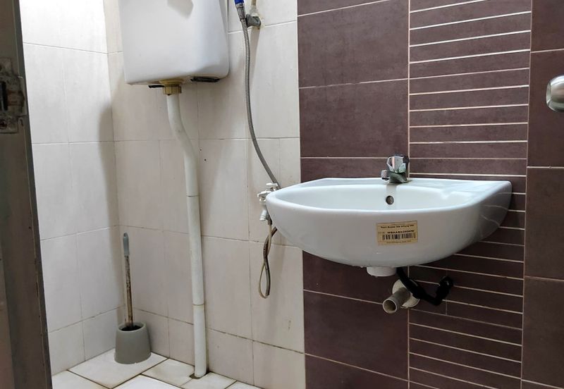 🏬Ground floor Shop Bandar Puteri Puchong near Hero Puteri Puchong