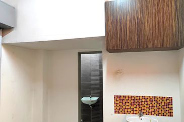 🏬Ground floor Shop Bandar Puteri Puchong near Hero Puteri Puchong