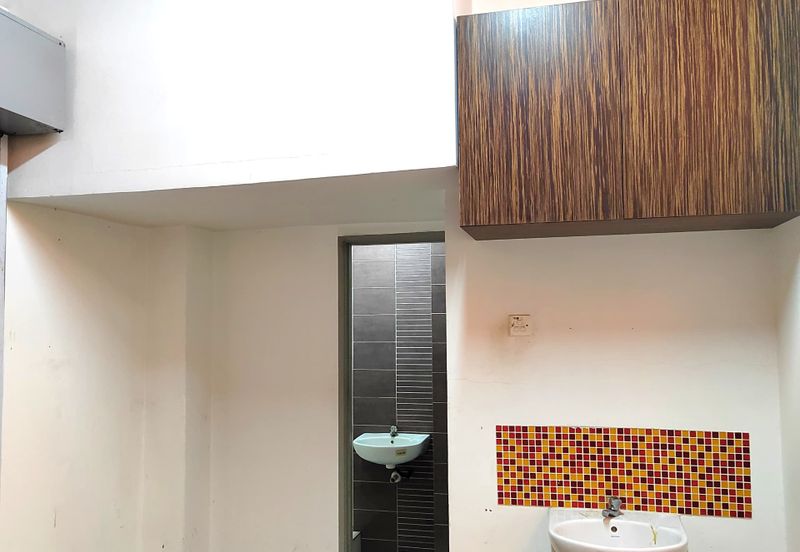 🏬Ground floor Shop Bandar Puteri Puchong near Hero Puteri Puchong