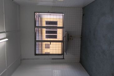 Taman Kinrara Seksyen 1