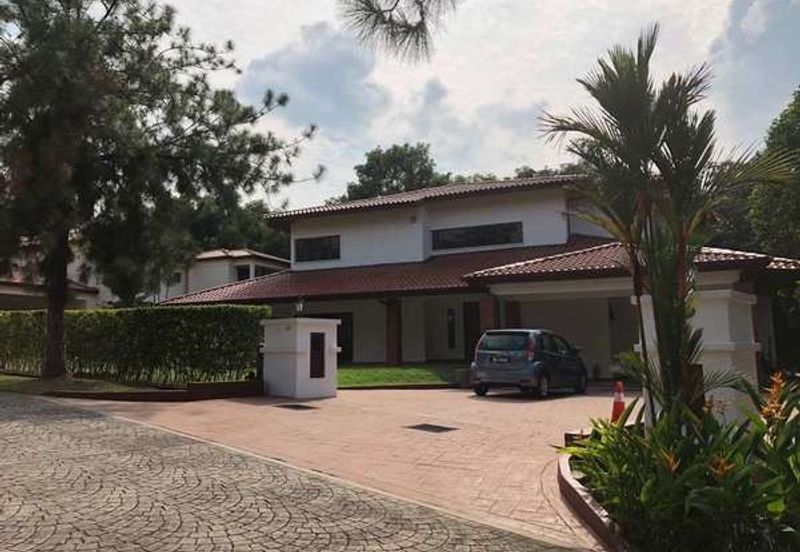 IOI Beverly Row @ IOI Resort City