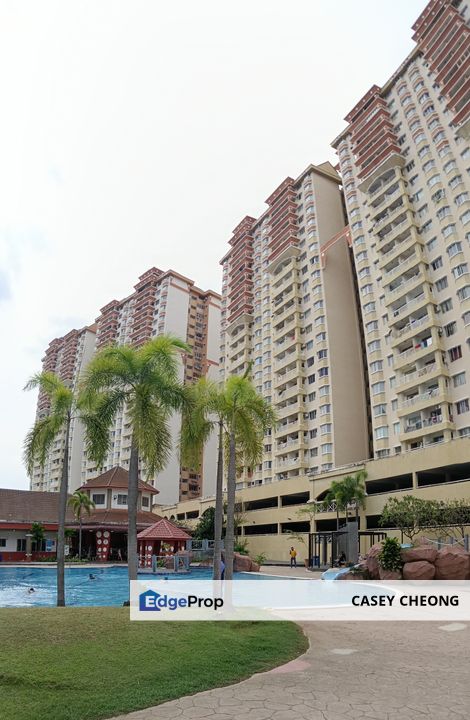 📍 For Rent: 🏠 Corner Unit Koi Tropika Condo Puchong | 4R2B1CP | 💰 RM1600, Selangor, Bandar Puteri Puchong