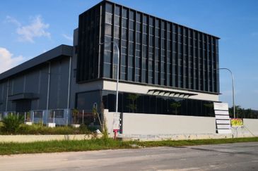 3 Storey Office Detached Factory For Lease @ Bandar Puncak Alam, Kuala Selangor, Selangor