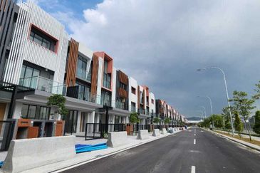 Taman Puchong Legenda