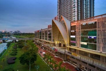 Conezion @ IOI Resort City