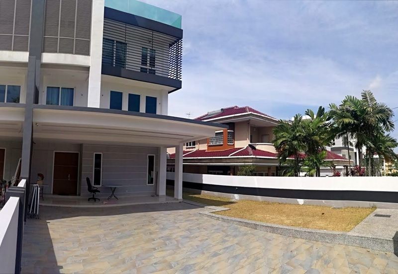 Sri Petaling, Zone L