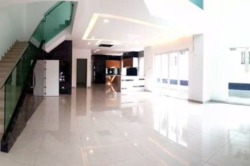 Sri Petaling, Zone L