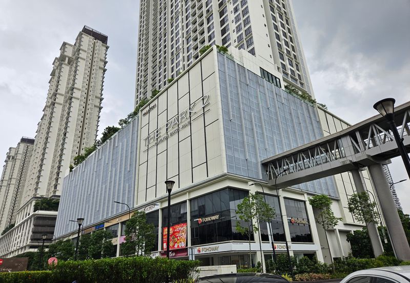 Bukit Jalil City Signature Shop Office