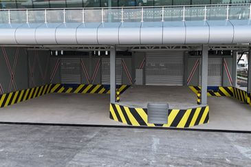 Section 13 (Seksyen 13)