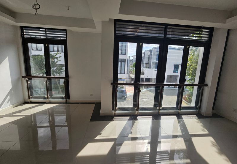 Mozart, Symphony Hills