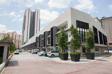 Glomac Centro @ Bandar Utama, Ground floor shop 1285sf RENT RM 4,000