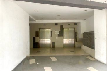 Glomac Centro @ Bandar Utama, Ground floor shop 1285sf RENT RM 4,000