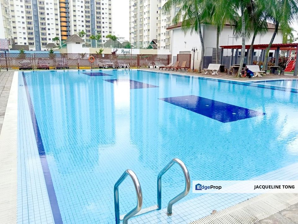 Endah Ria Condo @ Sri Petaling, Low floor Pool View 2 Car Park For Sale RM 350k , Kuala Lumpur, Bandar Baru Sri Petaling