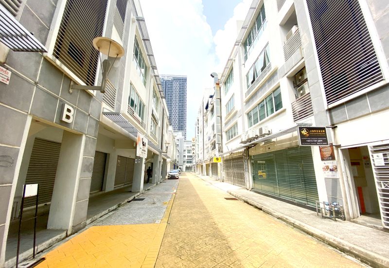 Parklane Commercial Hub