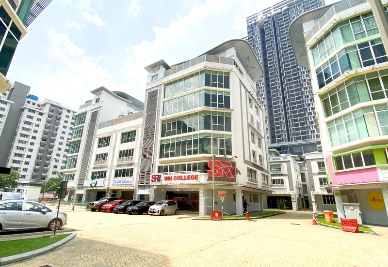 Parklane Commercial Hub