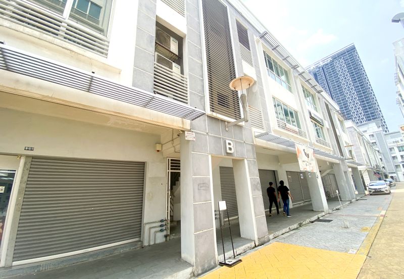 Parklane Commercial Hub