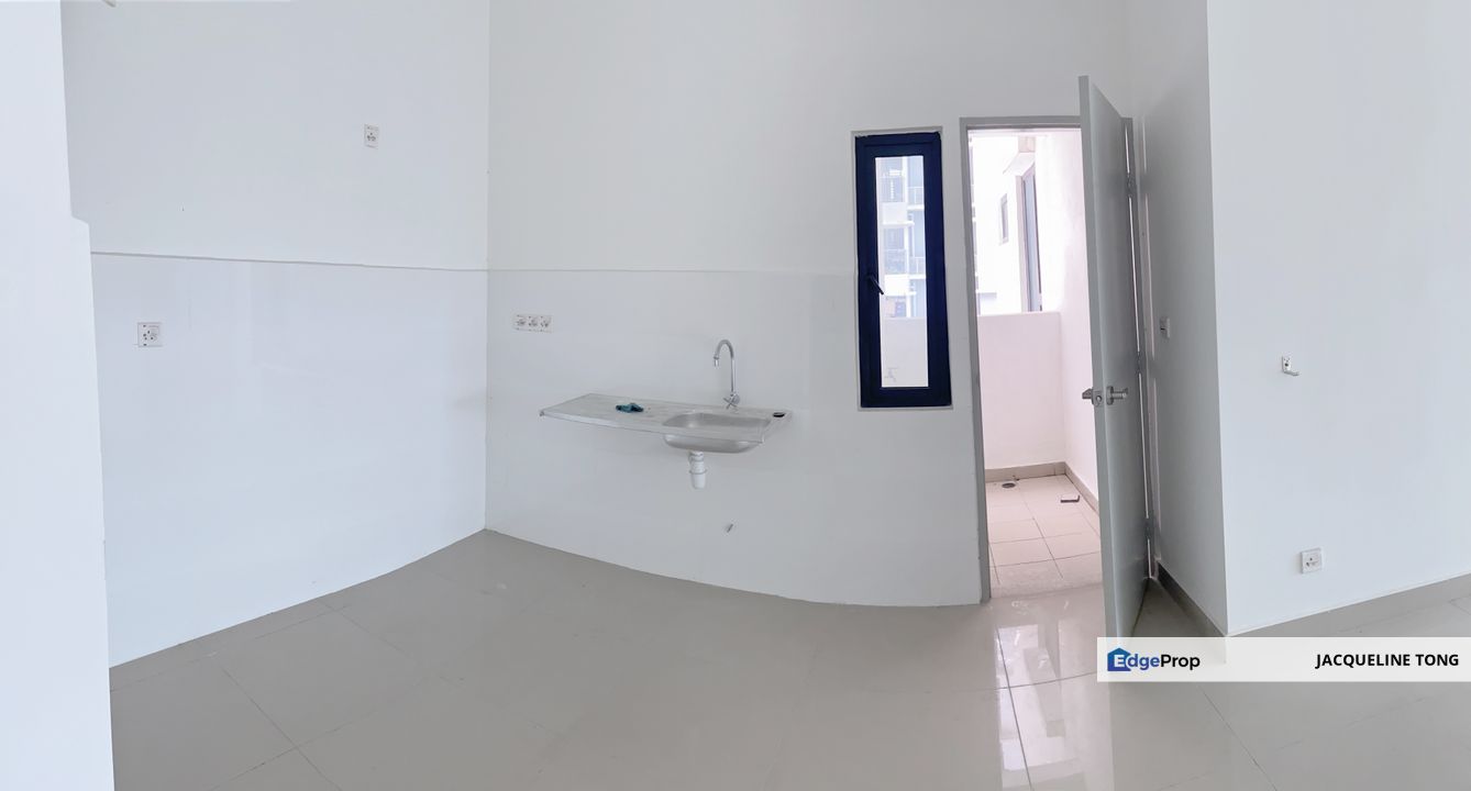 Twin Residence @ Puchong Jaya. FREEHOLD 3+1rooms 2bathrooms Brand New Facing River View Unit for Sale, Selangor, Puchong