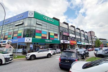 The Trillium @Lake Fields