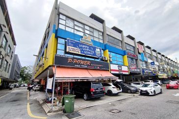 The Trillium @Lake Fields