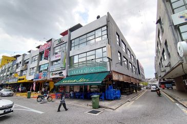 The Trillium @Lake Fields