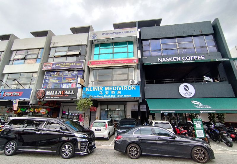 The Trillium @Lake Fields