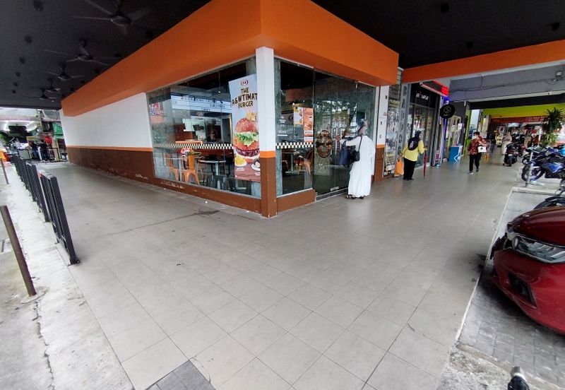 The Trillium @Lake Fields