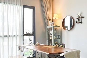 Dianthus @ Tropicana Gardens