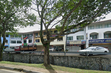 Bandar Sri Damansara, 2sty CORNER Terrace House with Big Land, FREEHOLD for Sale RM 2mil