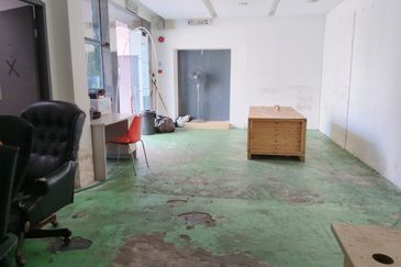 HiCom-Glenmarie Industrial Park