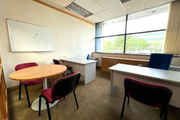 HiCom-Glenmarie Industrial Park