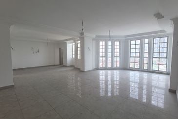 Heritage (Menara Warisan)