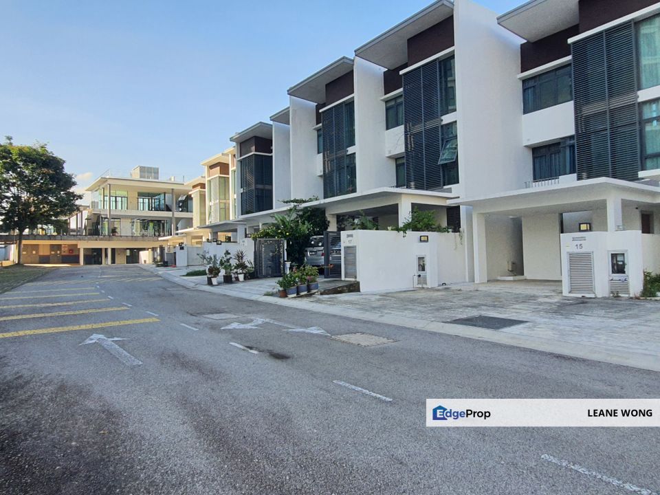 Cristal Serin - 3 sty Superlink House, Freehold, Selangor, Cyberjaya