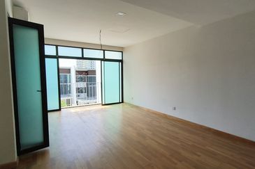 Cyberjaya w 3 sty/4 sty Superlink House, Freehold